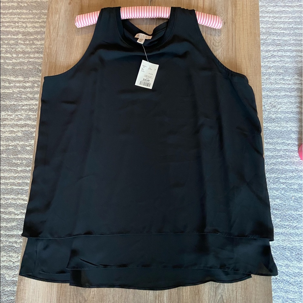 Layered sleeveless blouse